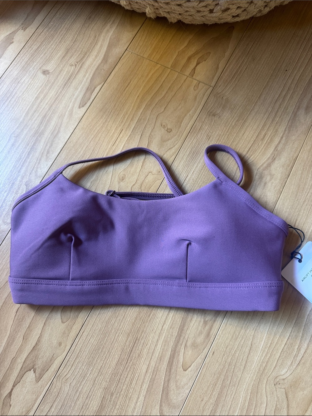 Alo Airlift Intrigue Bra Plum KISS
